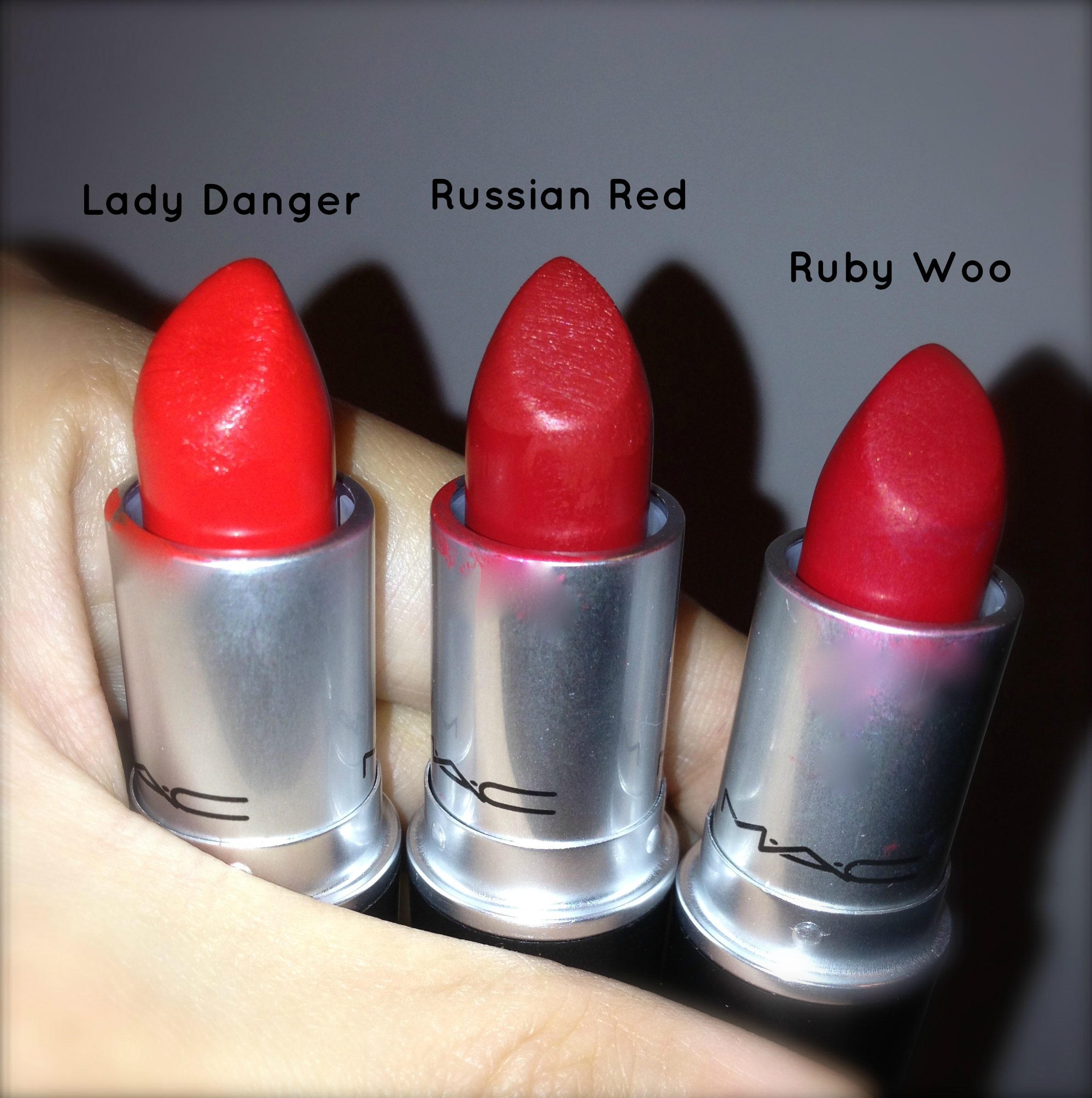 Wonderbaar Mac Lady Danger vs Ruby Woo | Your Best Friend Forever EQ-48